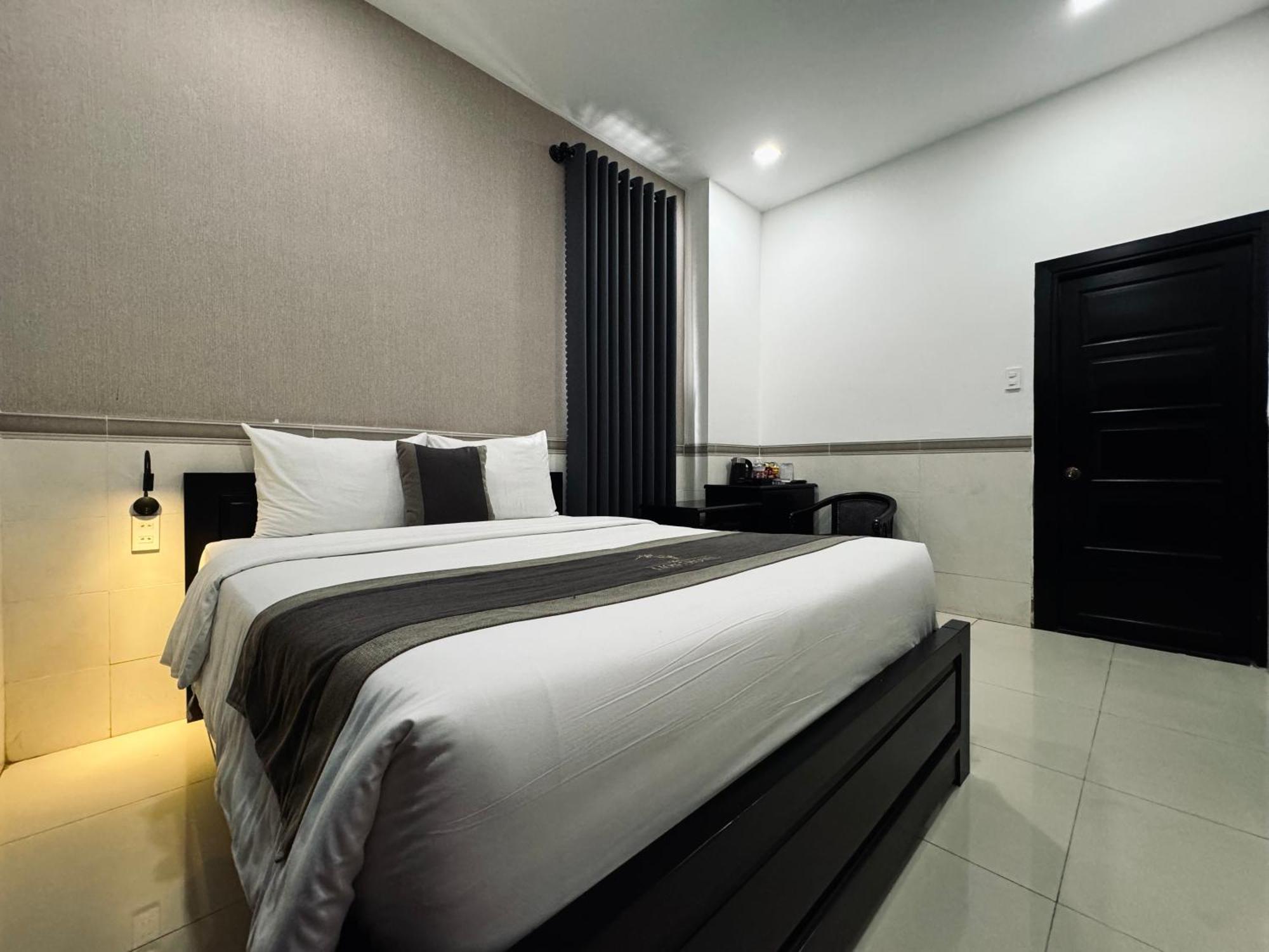 Lion 7 Hotel 껀터 외부 사진